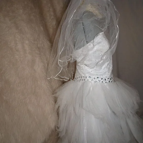 Short DRESS White Tule with Lace Top Size M/L USED4PHOTO SHOOT BY JJ'S House - Picture 8 of 11